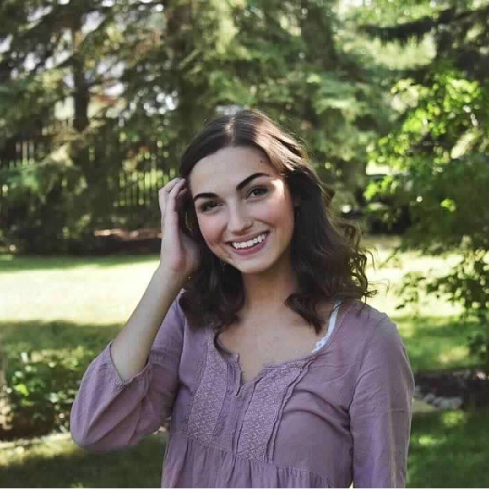 Meet your Posher, Natalie